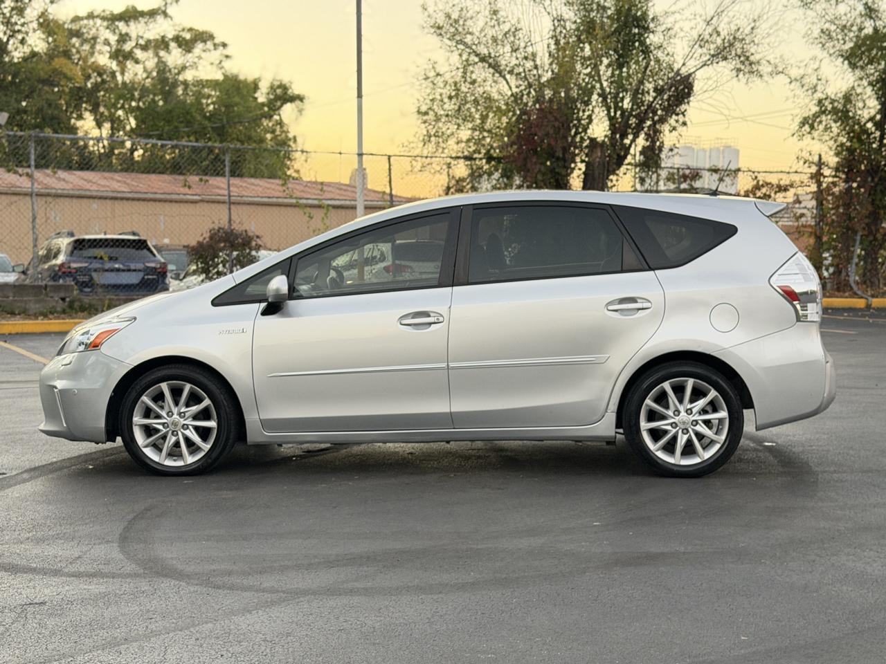 Toyota Prius V Three 2013