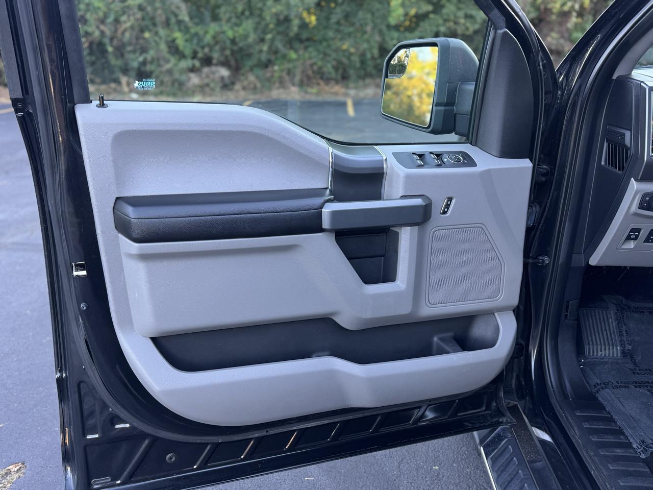 Ford F-150 XLT 2WD 2015