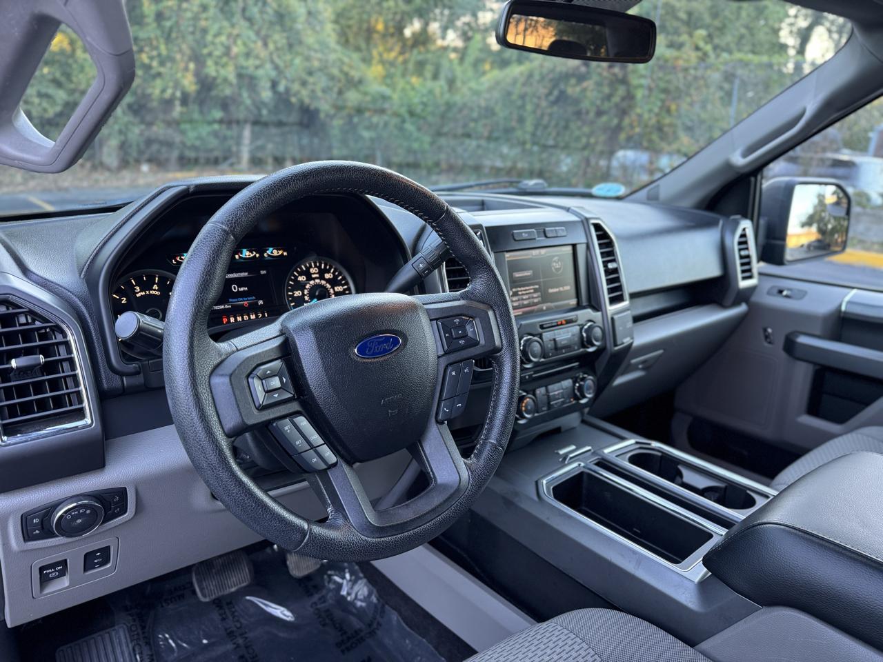 Ford F-150 XLT 2WD 2015