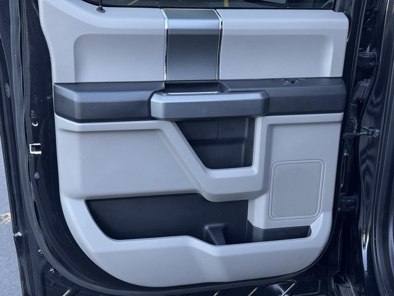 Ford F-150 XLT 2WD 2015
