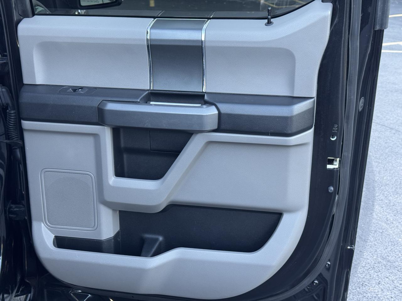 Ford F-150 XLT 2WD 2015