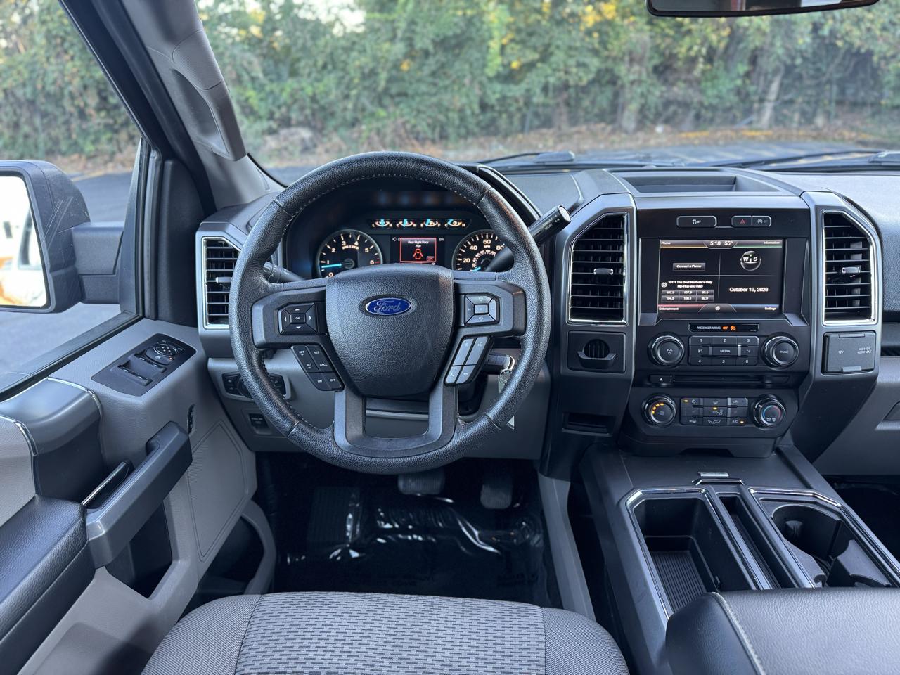 Ford F-150 XLT 2WD 2015