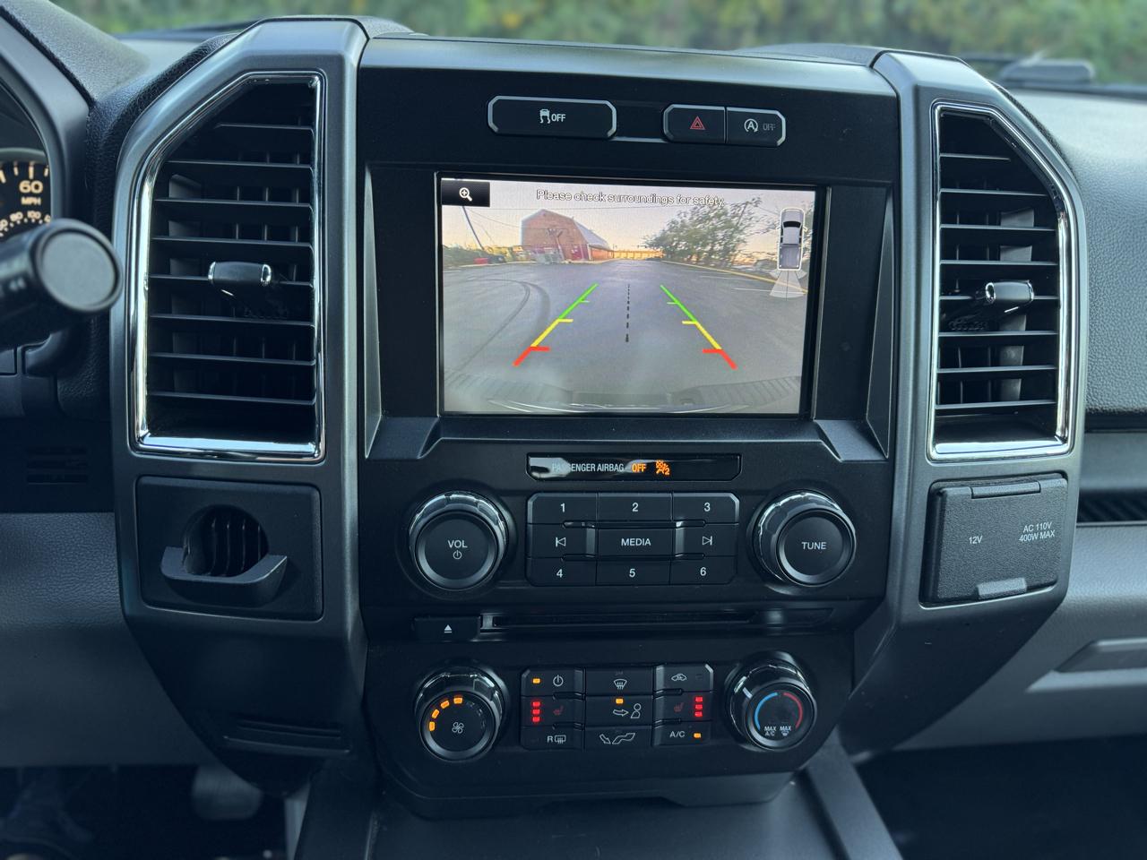 Ford F-150 XLT 2WD 2015