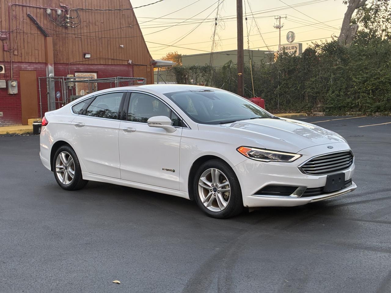 Ford Fusion Hybrid SE 2018