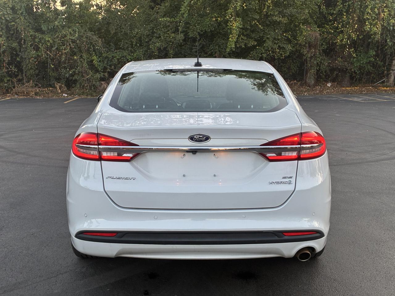 Ford Fusion Hybrid SE 2018