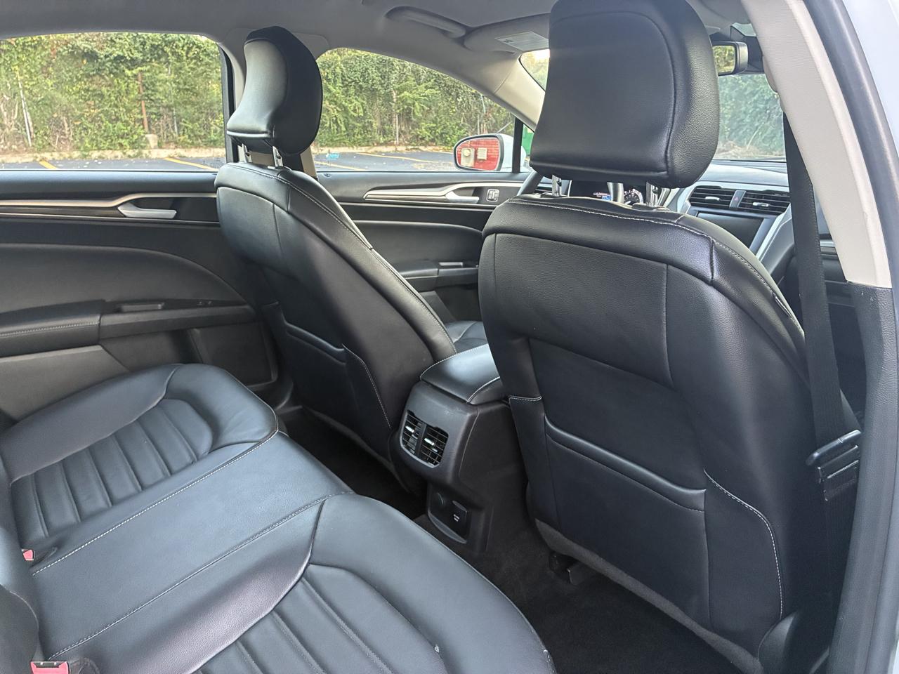 Ford Fusion Hybrid SE 2018