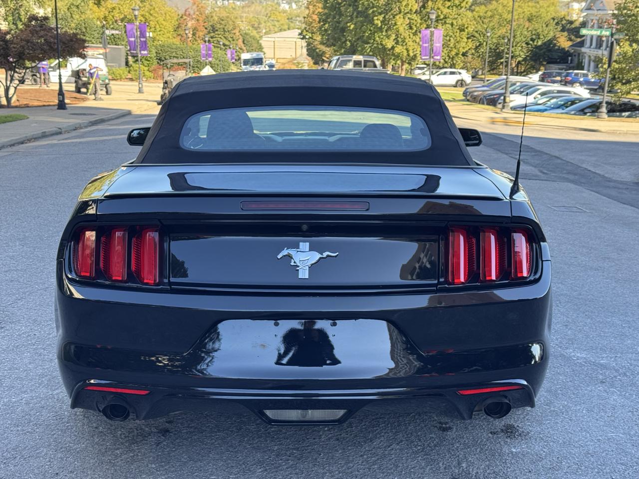 Ford Mustang V6 Convertible 2016