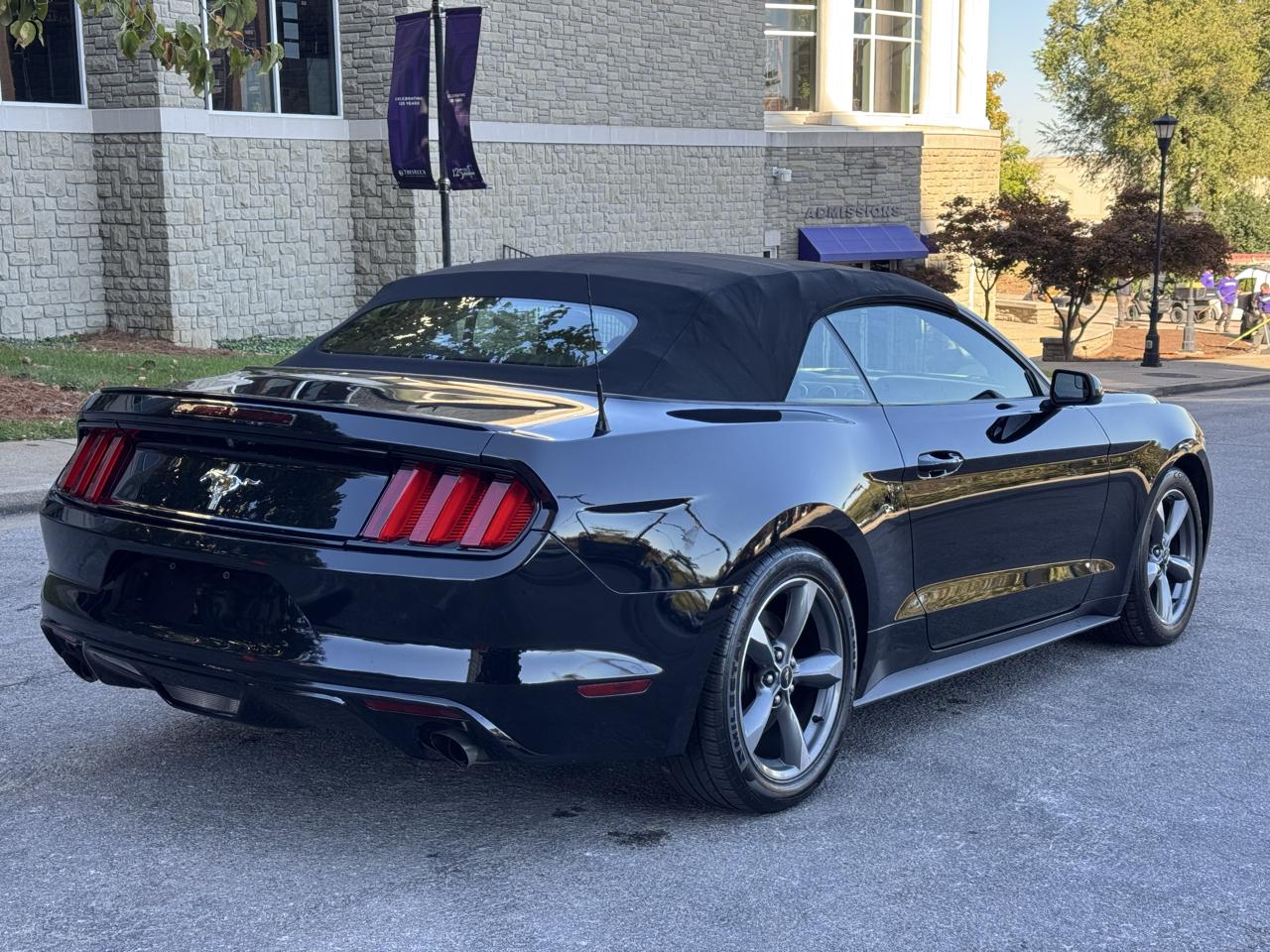 Ford Mustang V6 Convertible 2016