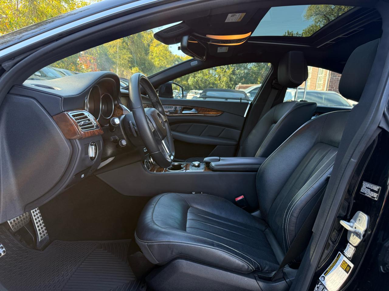 Mercedes-Benz CLS-Class CLS550 4MATIC 2014