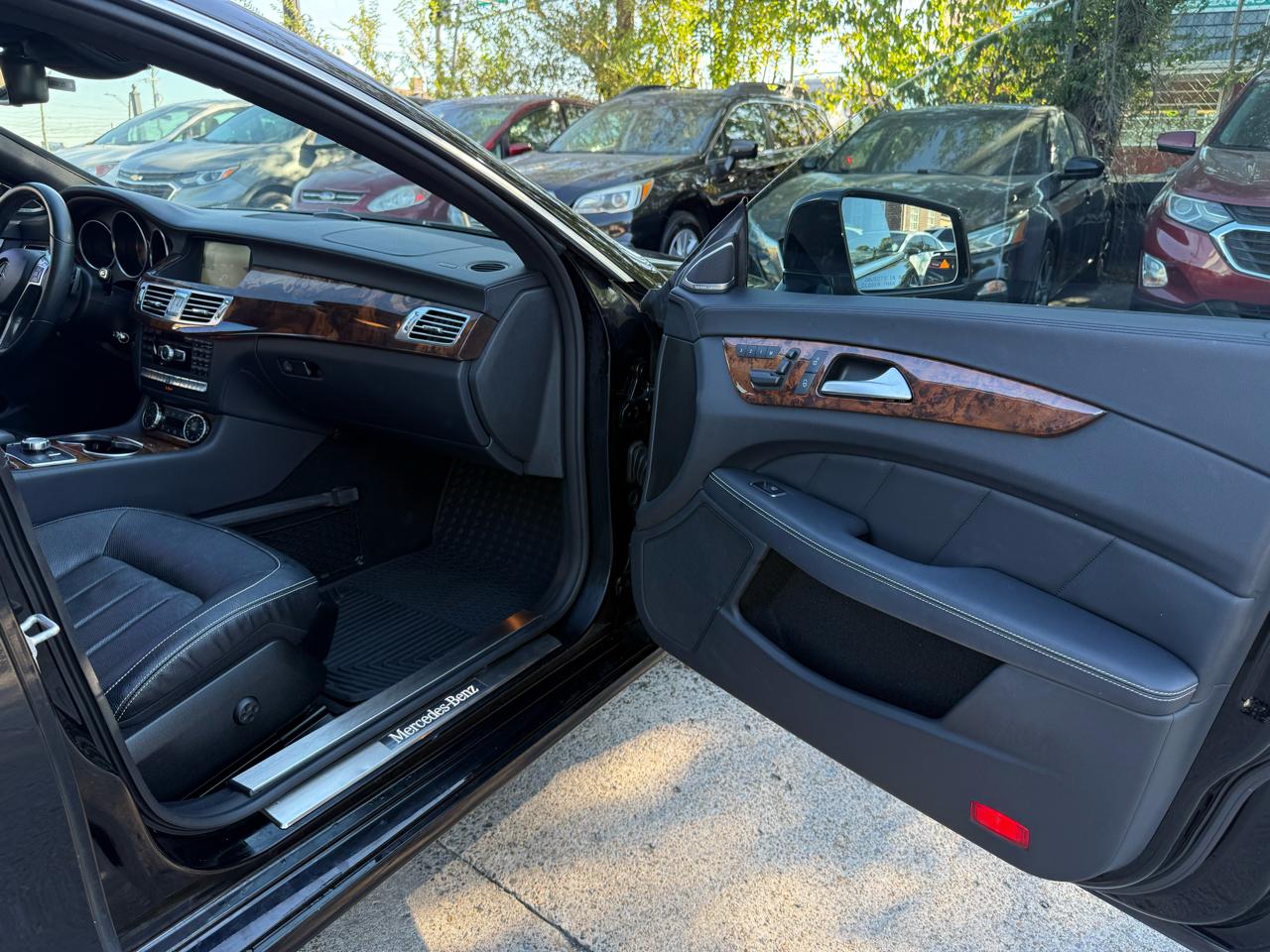 Mercedes-Benz CLS-Class CLS550 4MATIC 2014