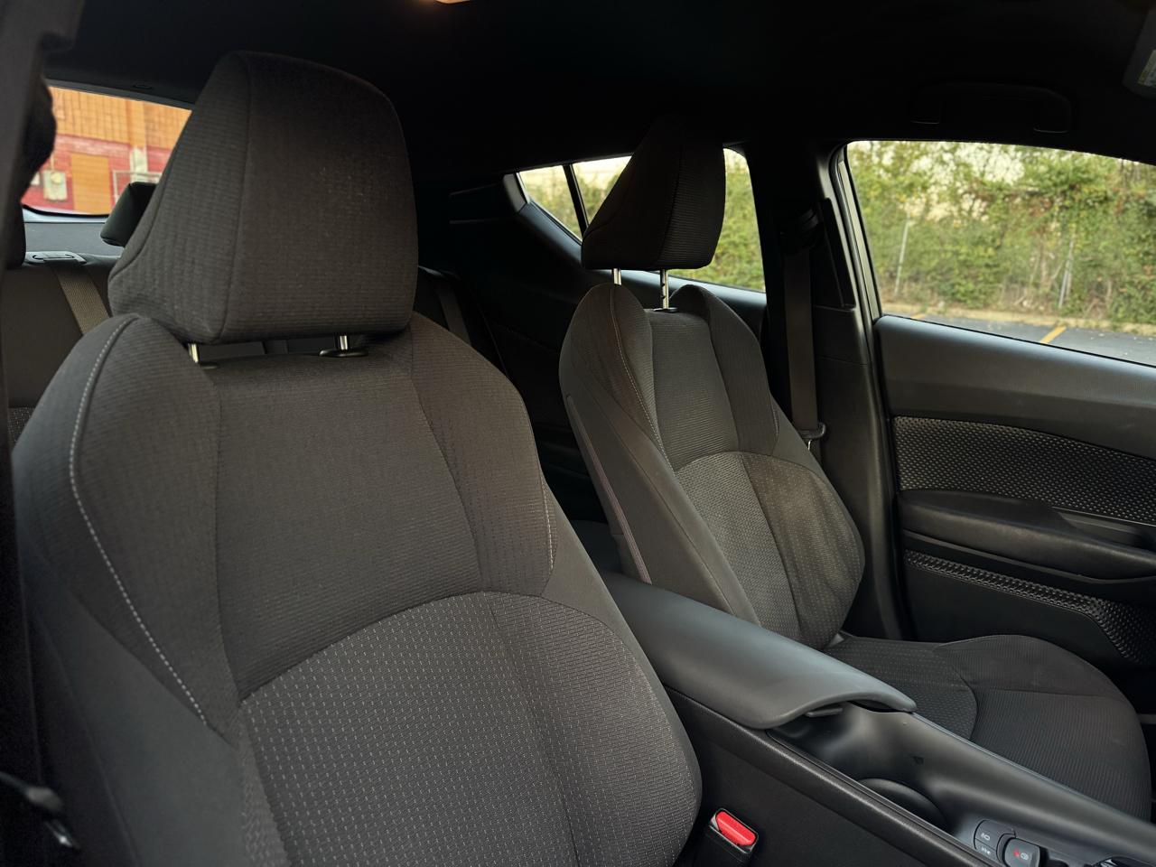 Toyota C-HR XLE 2018
