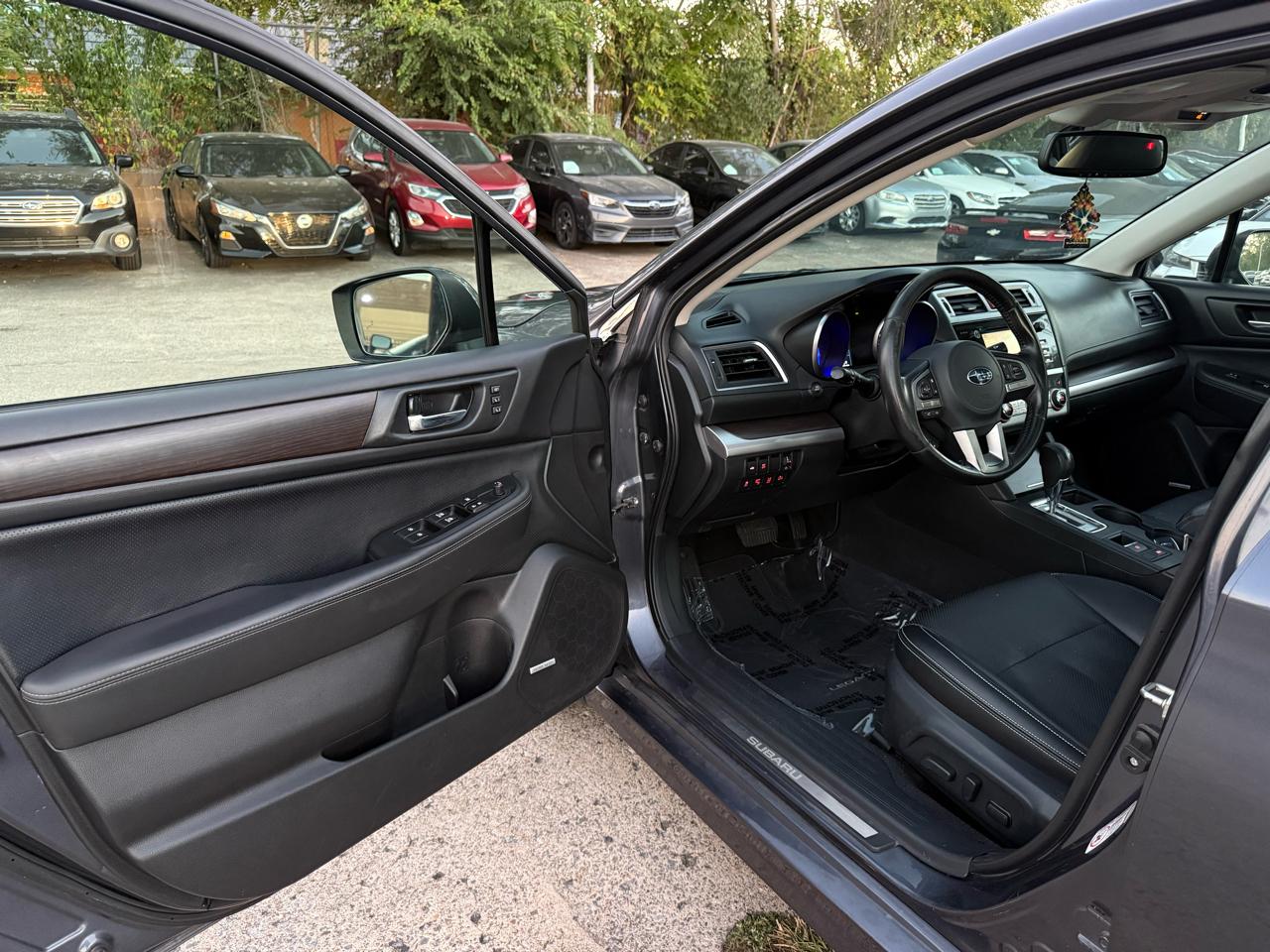 Subaru Legacy 3.6R Limited 2015