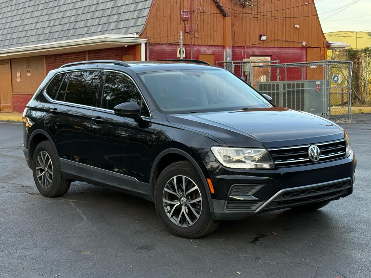 Volkswagen Tiguan SE 2018