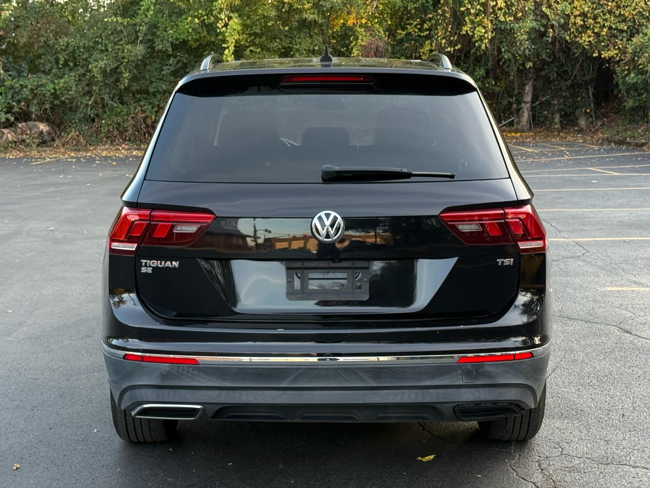 Volkswagen Tiguan SE 2018