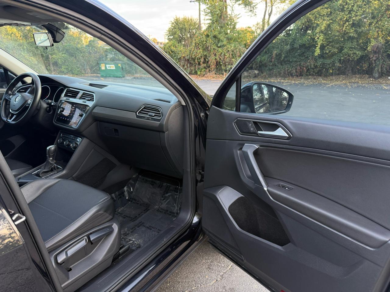 Volkswagen Tiguan SE 2018