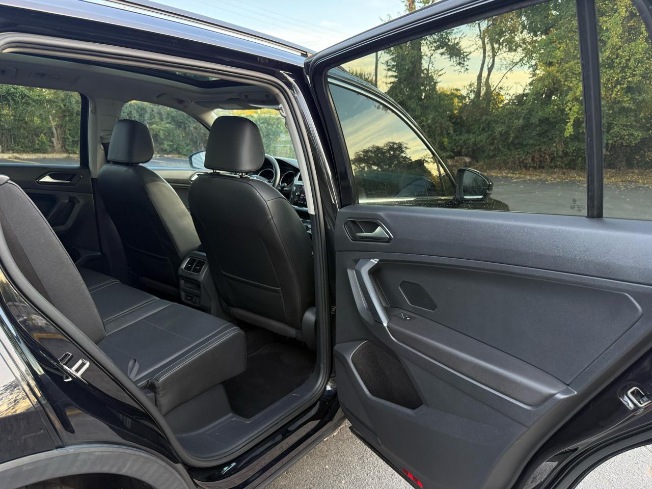 Volkswagen Tiguan SE 2018