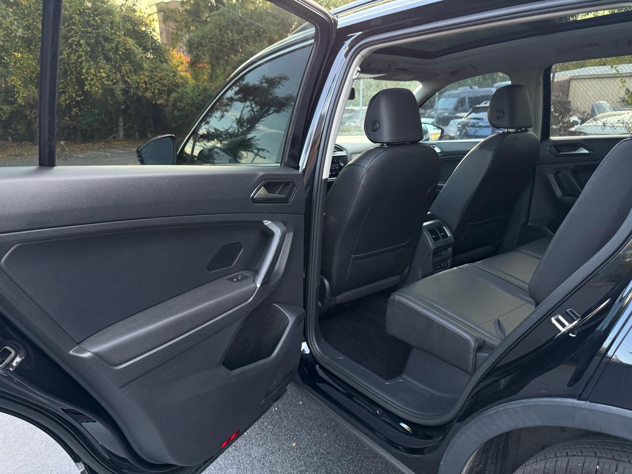 Volkswagen Tiguan SE 2018