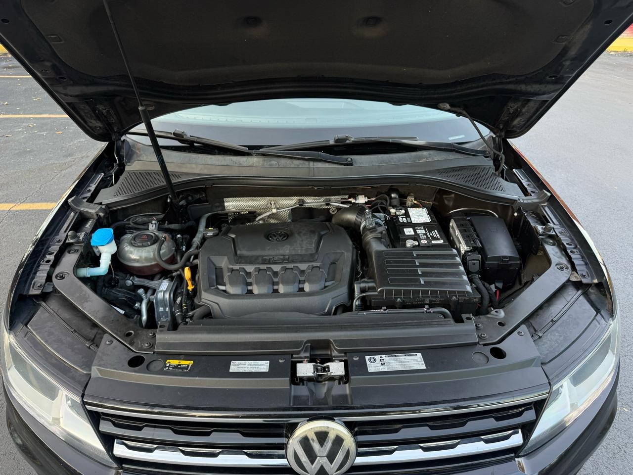 Volkswagen Tiguan SE 2018