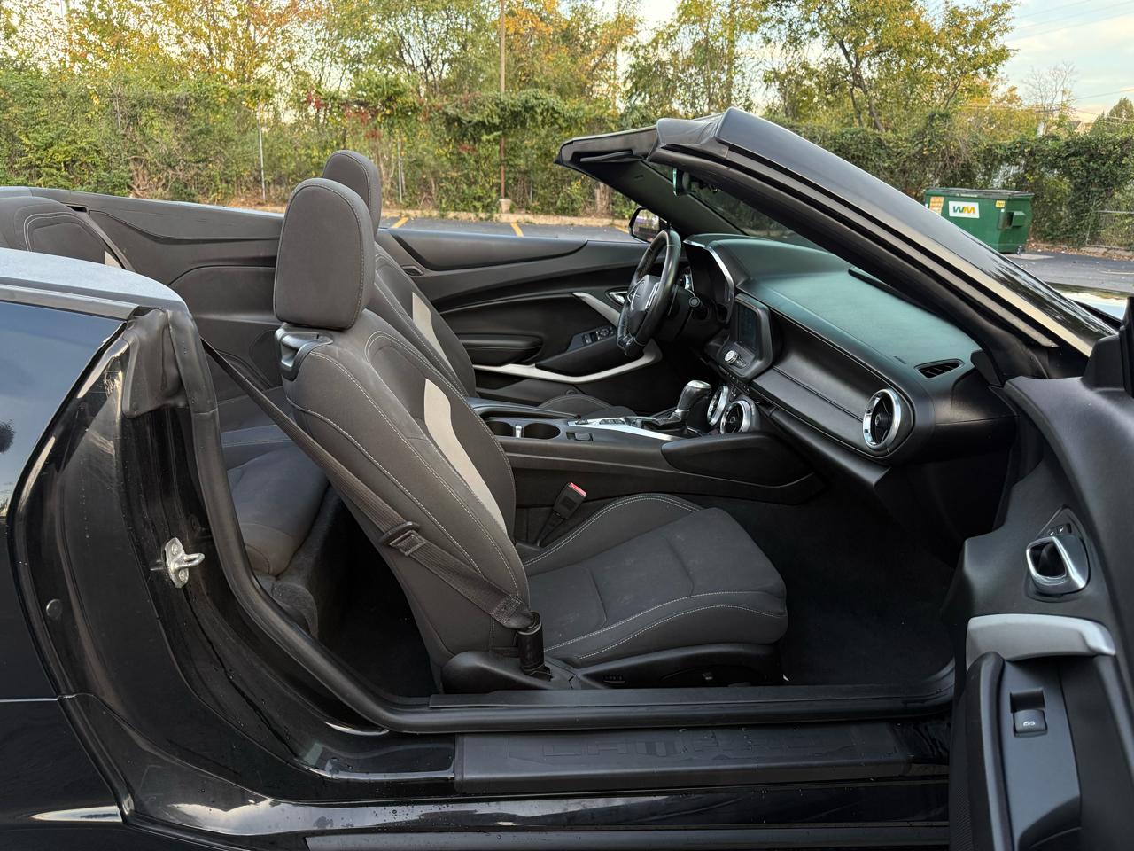 Chevrolet Camaro 1LT Convertible 8A 2018