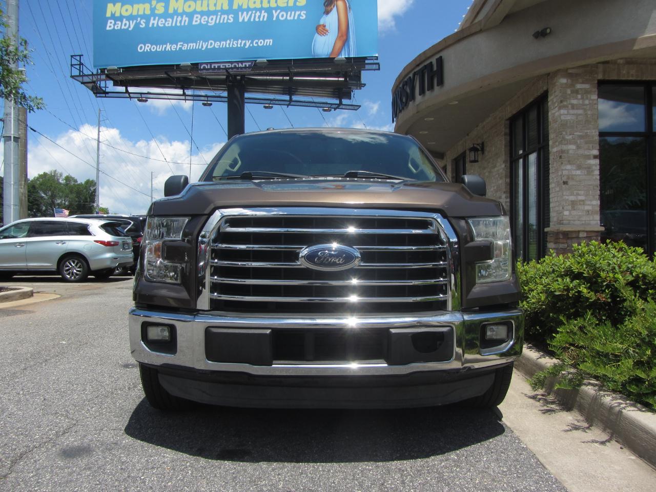 Ford F-150 2WD SuperCab 145" Lariat 2015