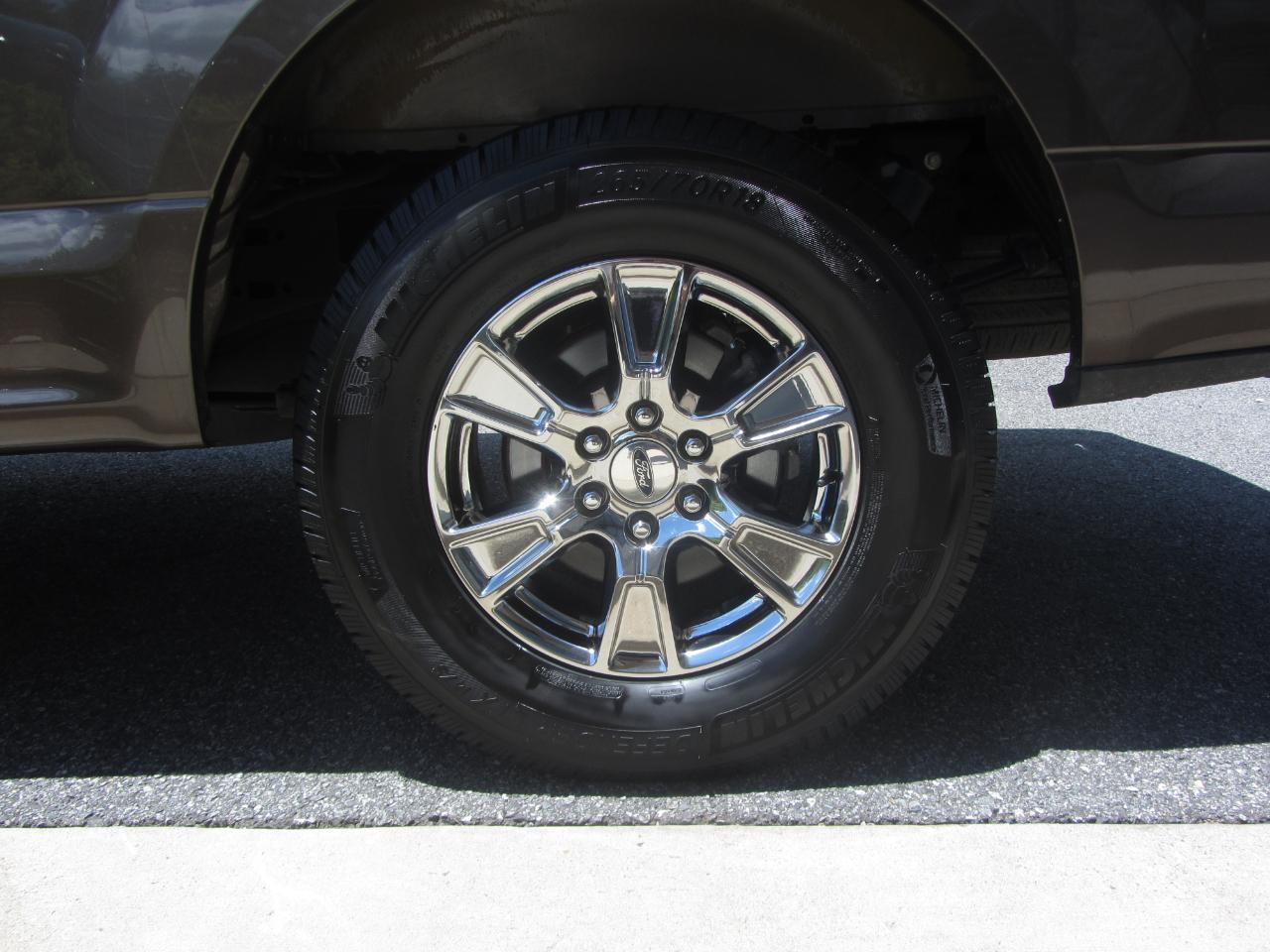Ford F-150 2WD SuperCab 145" Lariat 2015
