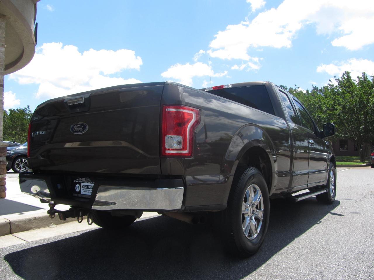 Ford F-150 2WD SuperCab 145" Lariat 2015