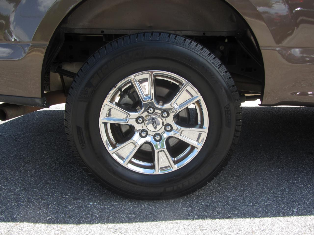 Ford F-150 2WD SuperCab 145" Lariat 2015