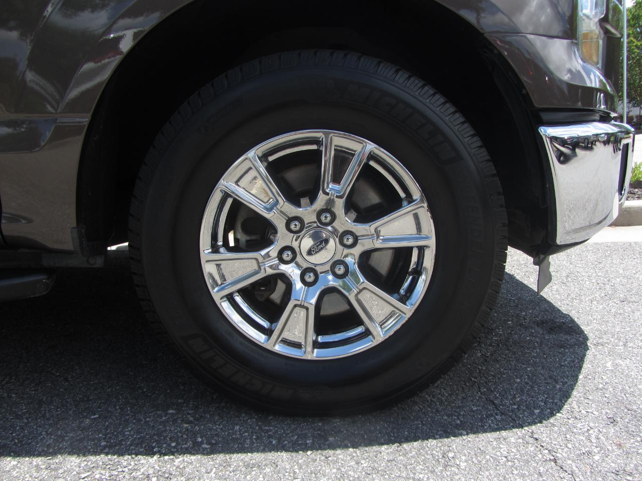 Ford F-150 2WD SuperCab 145" Lariat 2015