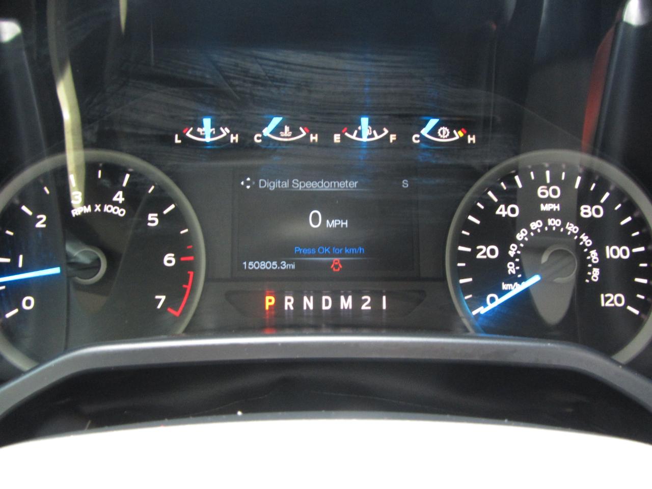 Ford F-150 2WD SuperCab 145" Lariat 2015