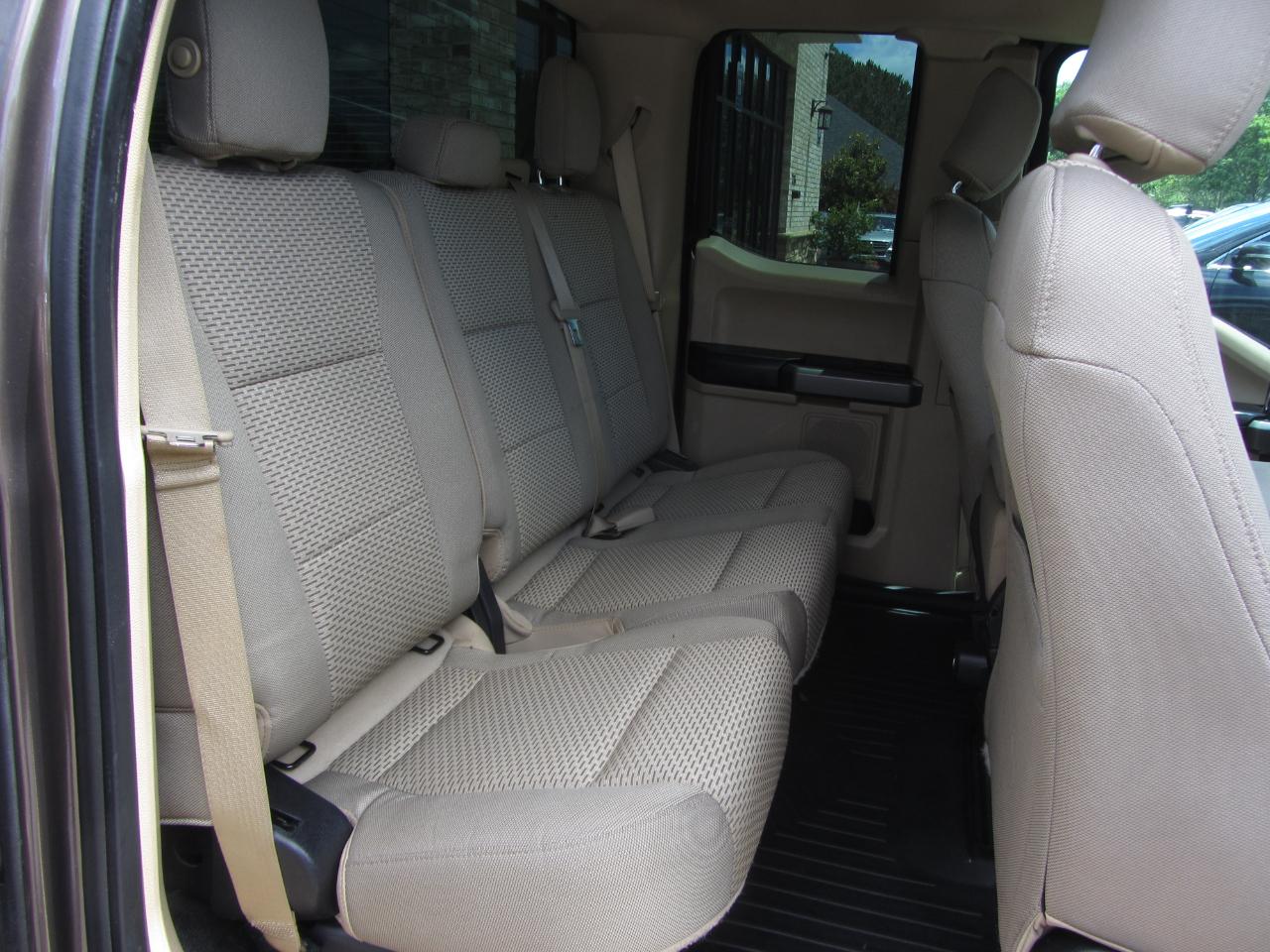 Ford F-150 2WD SuperCab 145" Lariat 2015