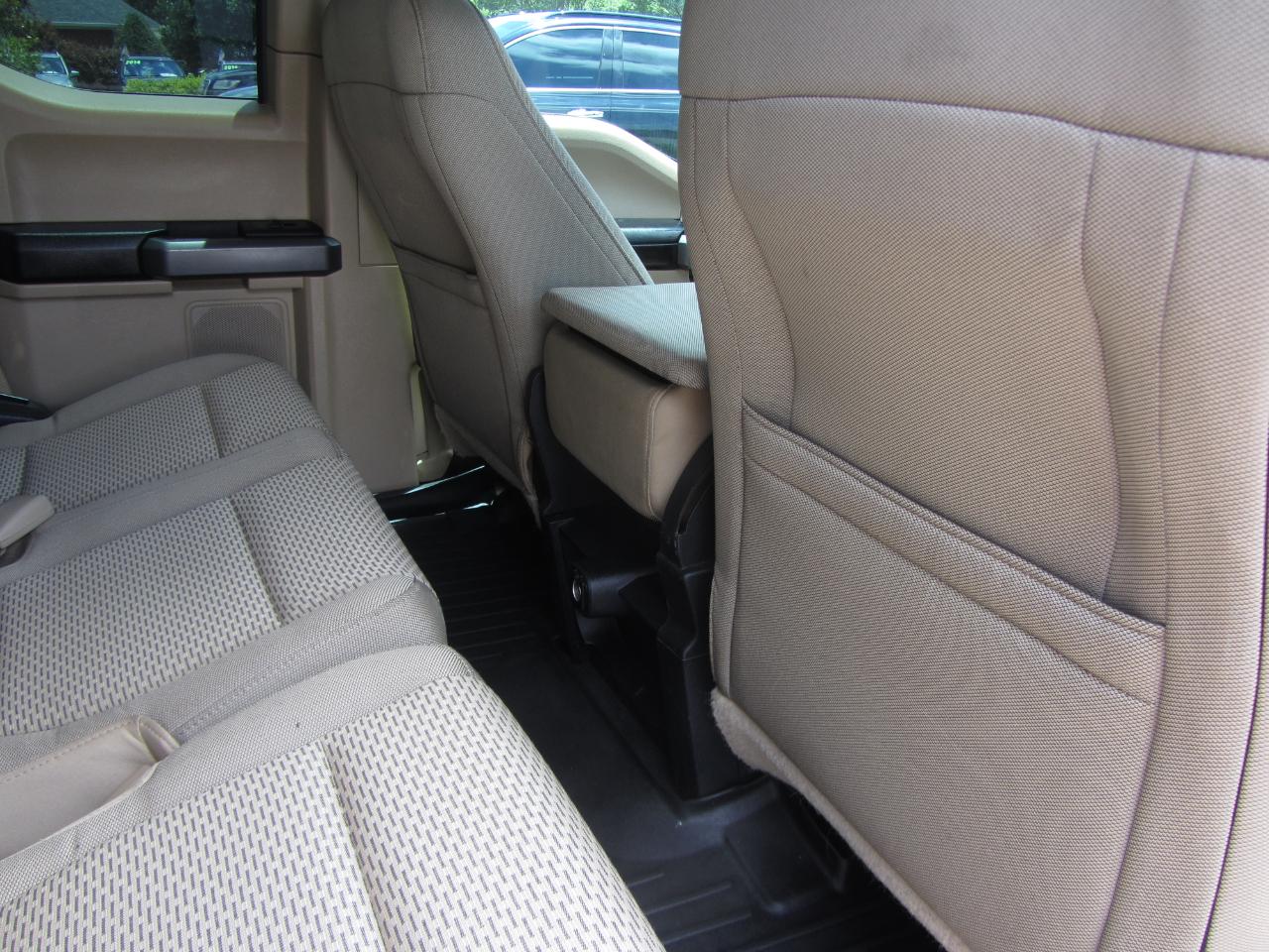 Ford F-150 2WD SuperCab 145" Lariat 2015