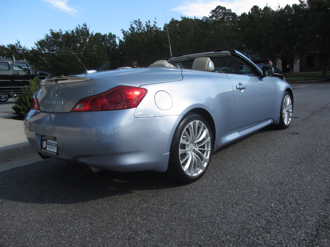 Infiniti G37 Convertible 2dr Base 2012 Infiniti G37 Convertible 2dr Base 2012