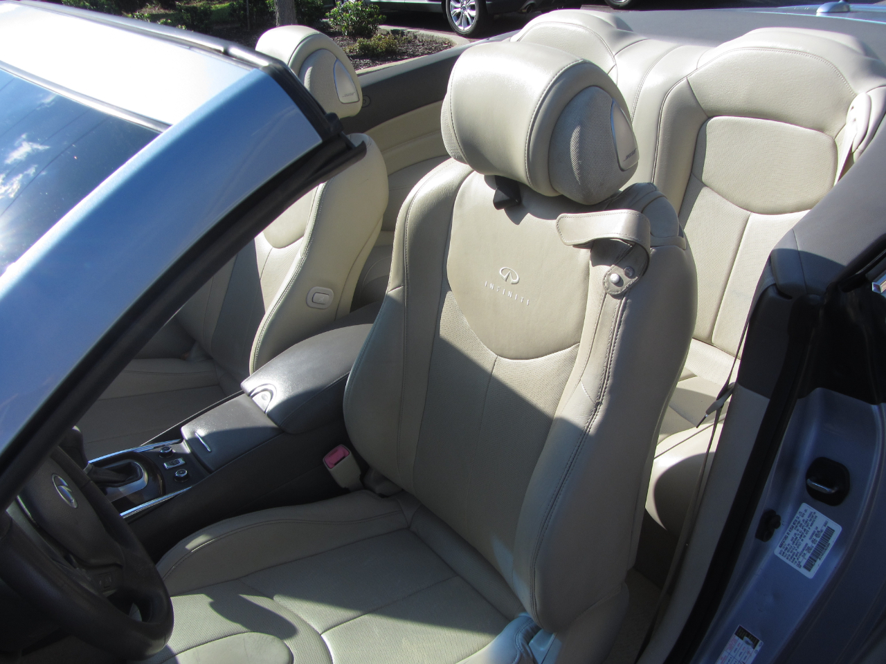 Infiniti G37 Convertible 2dr Base 2012 Infiniti G37 Convertible 2dr Base 2012