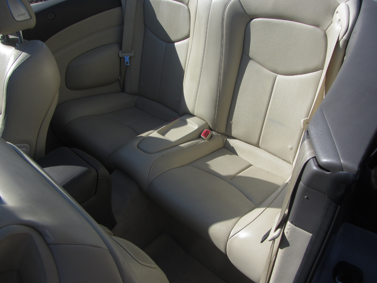 Infiniti G37 Convertible 2dr Base 2012 Infiniti G37 Convertible 2dr Base 2012