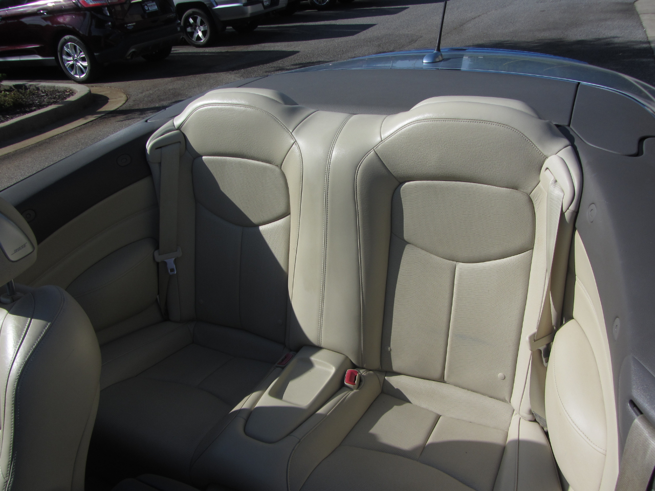 Infiniti G37 Convertible 2dr Base 2012 Infiniti G37 Convertible 2dr Base 2012