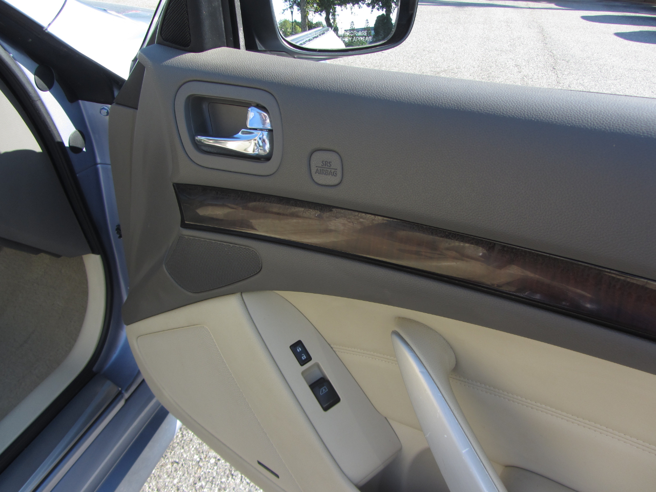 Infiniti G37 Convertible 2dr Base 2012 Infiniti G37 Convertible 2dr Base 2012