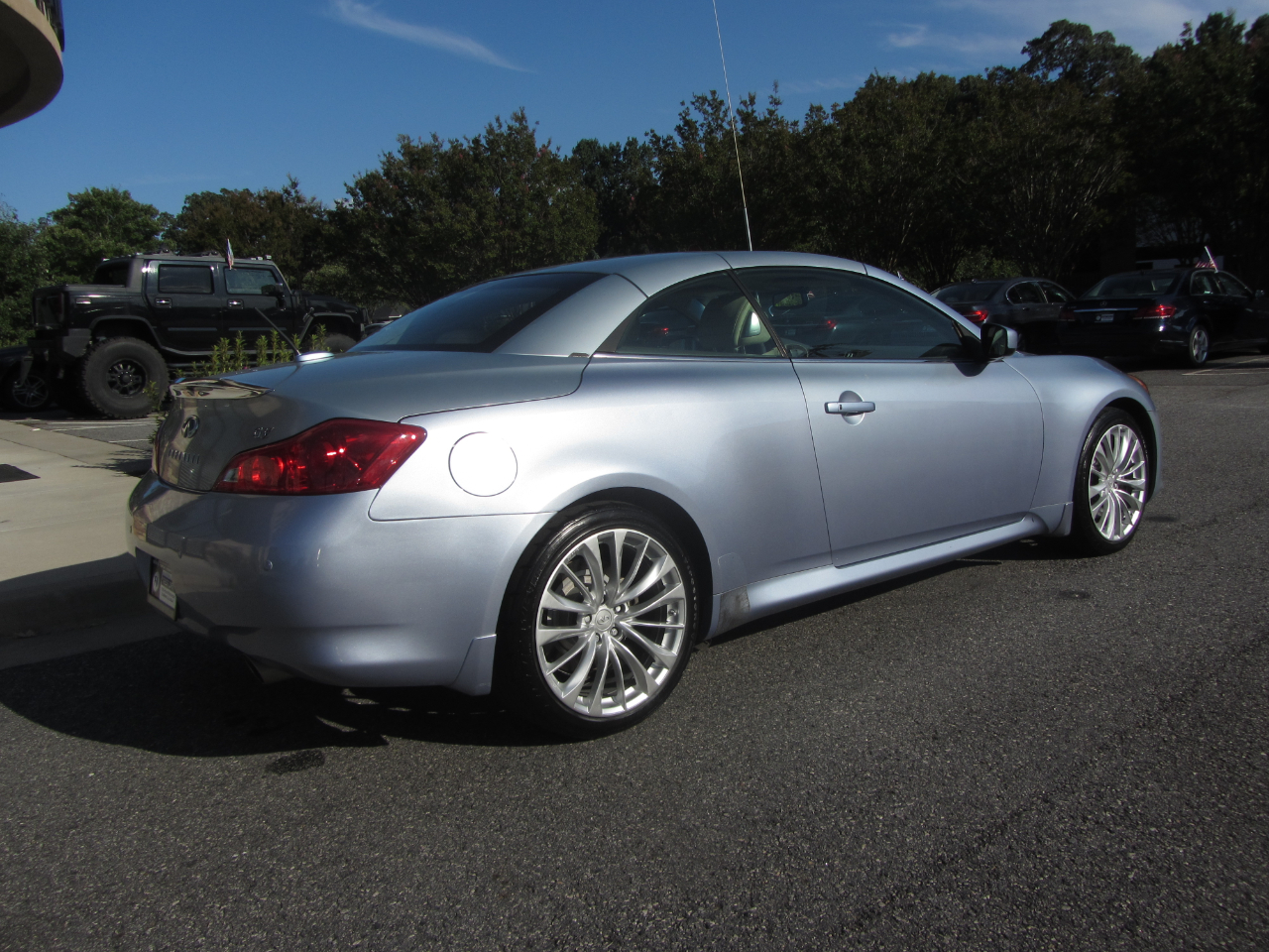 Infiniti G37 Convertible 2dr Base 2012 Infiniti G37 Convertible 2dr Base 2012