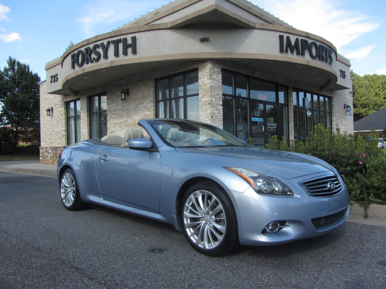 Infiniti G37 Convertible 2dr Base 2012 Infiniti G37 Convertible 2dr Base 2012