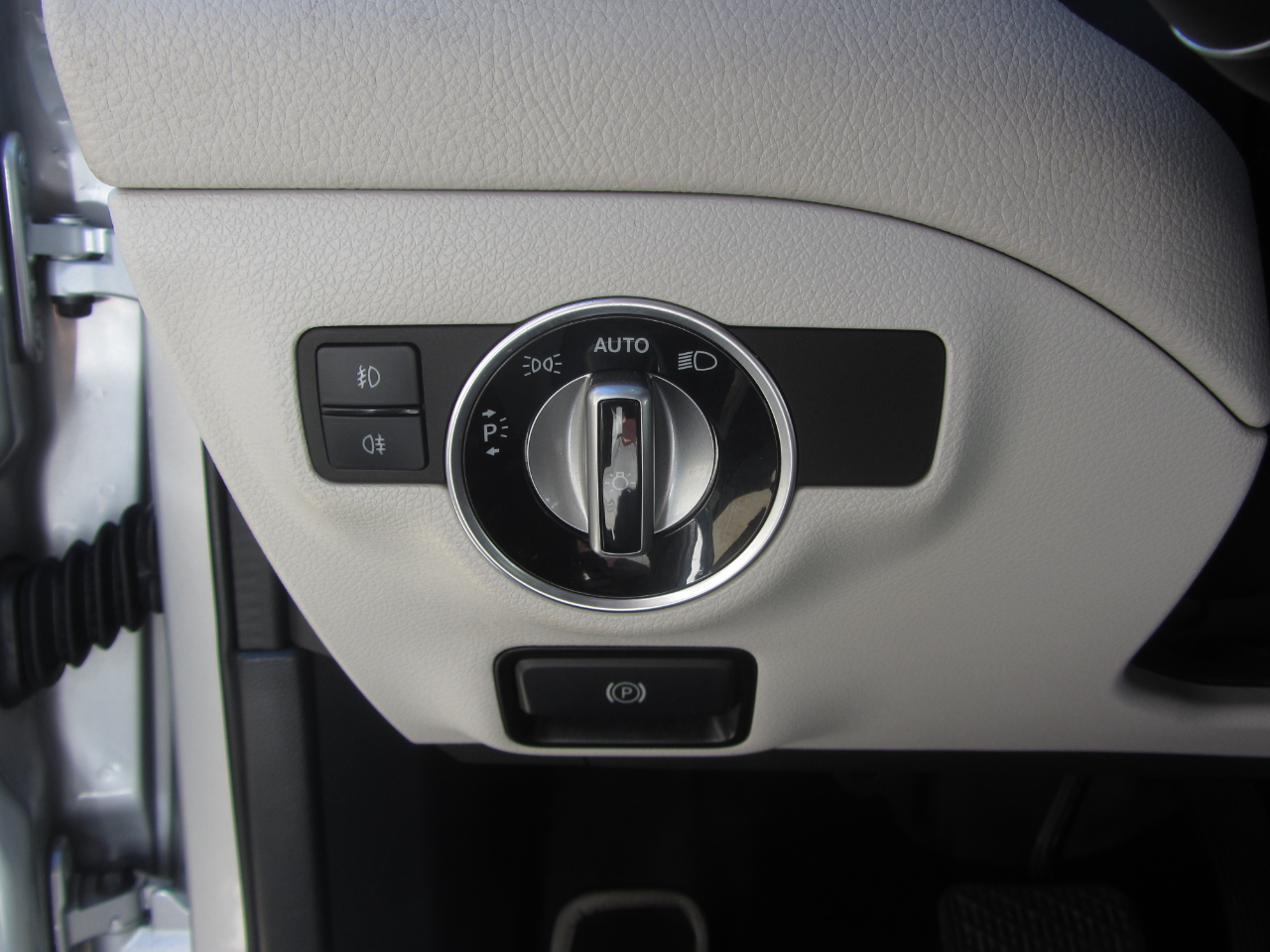 Mercedes-Benz GLA GLA 250 SUV 2018 Mercedes-Benz GLA GLA 250 SUV 2018