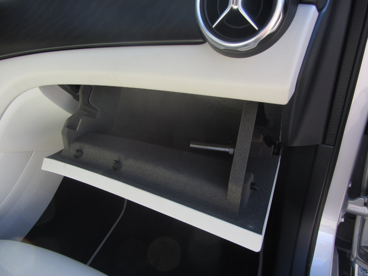 Mercedes-Benz GLA GLA 250 SUV 2018 Mercedes-Benz GLA GLA 250 SUV 2018