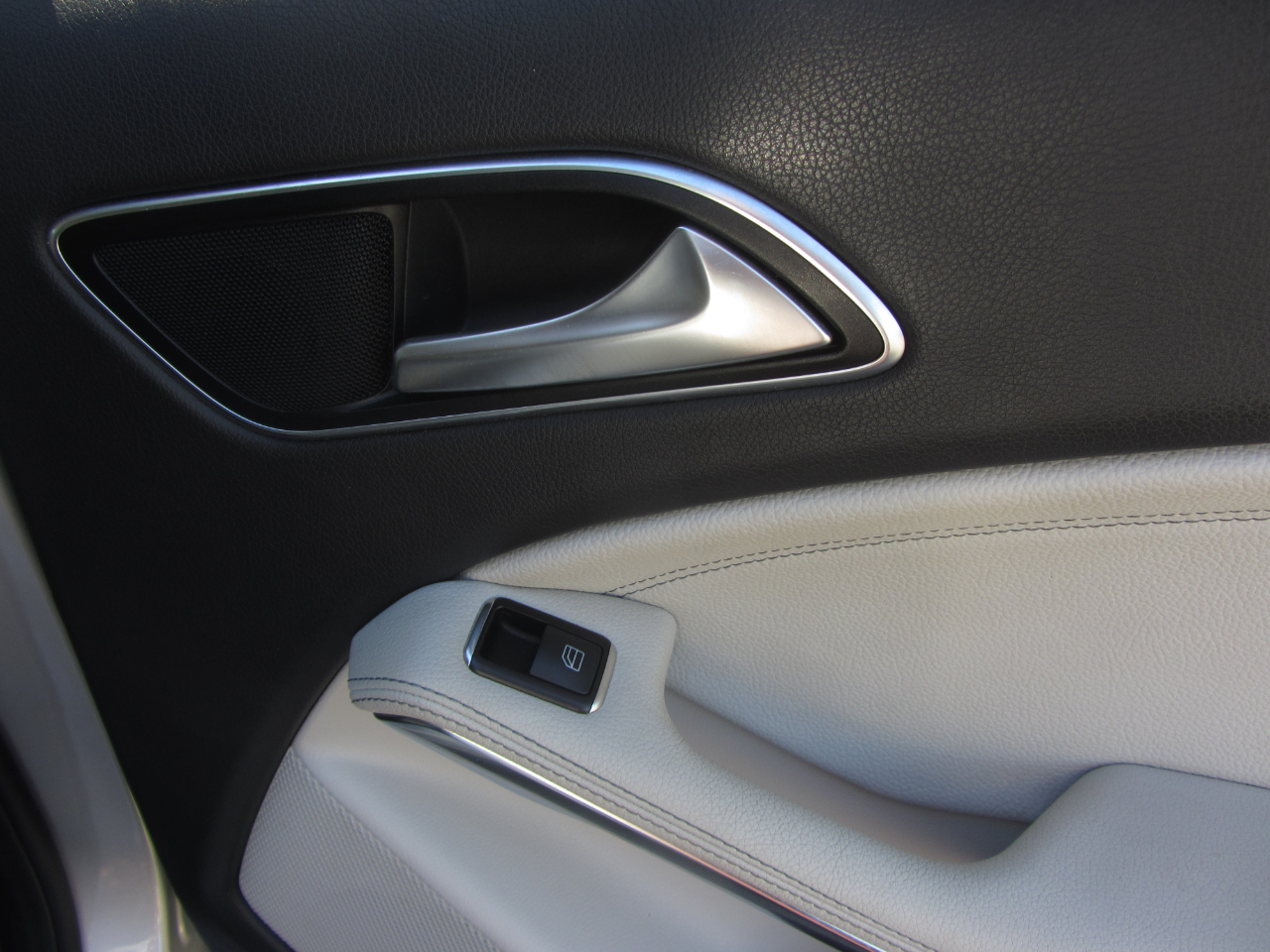 Mercedes-Benz GLA GLA 250 SUV 2018 Mercedes-Benz GLA GLA 250 SUV 2018