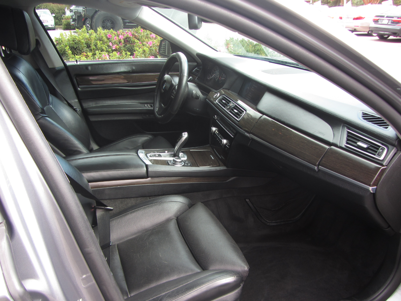 BMW 7 Series 4dr Sdn ALPINA B7 LWB RWD 2012 BMW 7 Series 4dr Sdn ALPINA B7 LWB RWD 2012