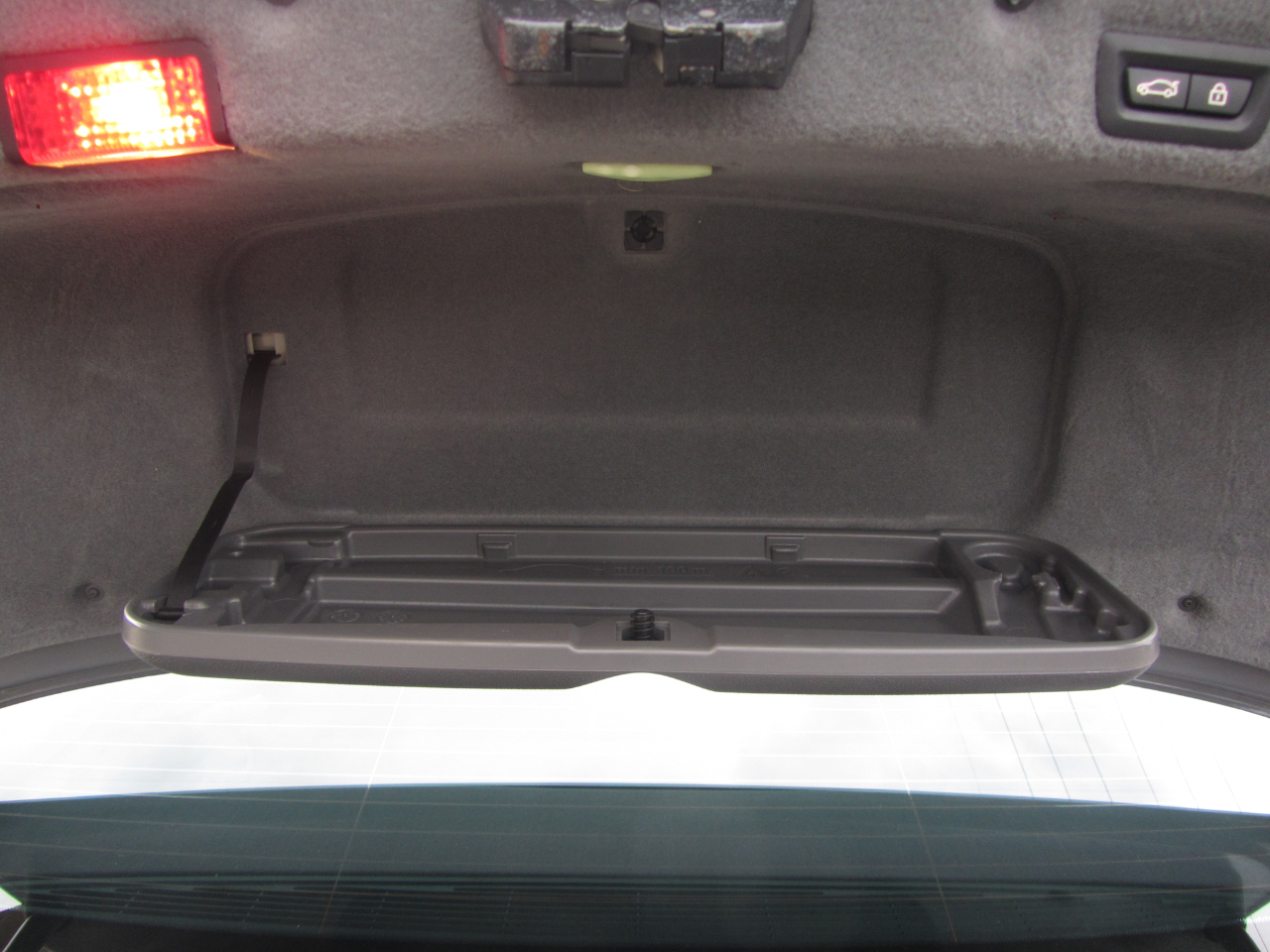 BMW 7 Series 4dr Sdn ALPINA B7 LWB RWD 2012 BMW 7 Series 4dr Sdn ALPINA B7 LWB RWD 2012