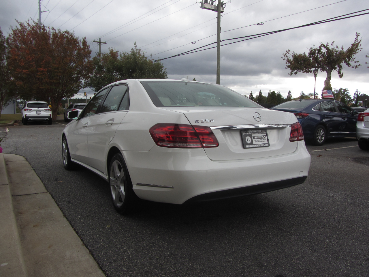 Mercedes-Benz E-Class 4dr Sdn E 350 Sport RWD 2014 Mercedes-Benz E-Class 4dr Sdn E 350 Sport RWD 2014