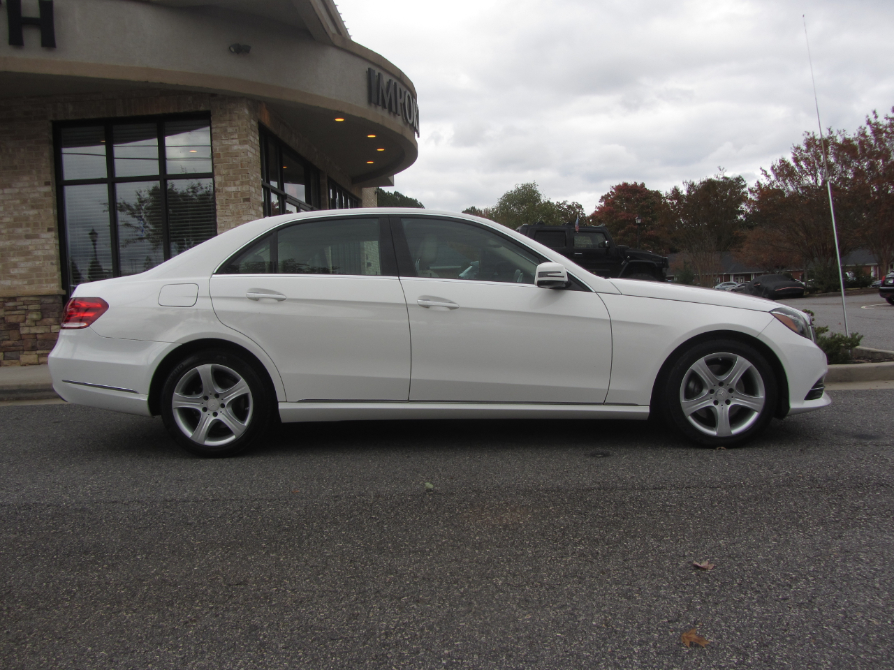 Mercedes-Benz E-Class 4dr Sdn E 350 Sport RWD 2014 Mercedes-Benz E-Class 4dr Sdn E 350 Sport RWD 2014