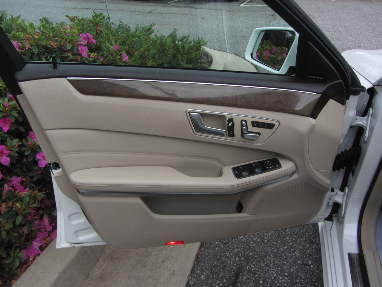 Mercedes-Benz E-Class 4dr Sdn E 350 Sport RWD 2014 Mercedes-Benz E-Class 4dr Sdn E 350 Sport RWD 2014