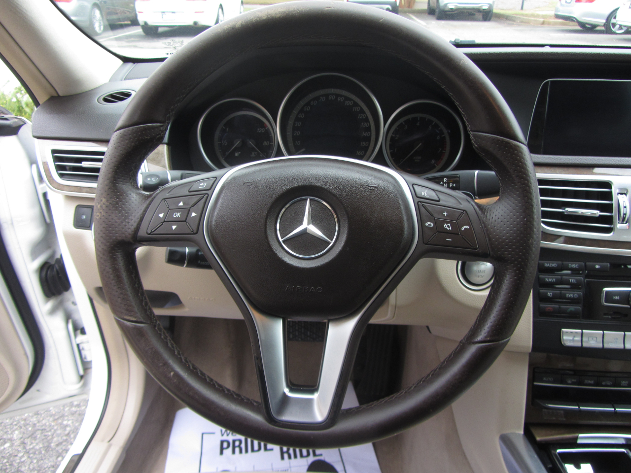 Mercedes-Benz E-Class 4dr Sdn E 350 Sport RWD 2014 Mercedes-Benz E-Class 4dr Sdn E 350 Sport RWD 2014