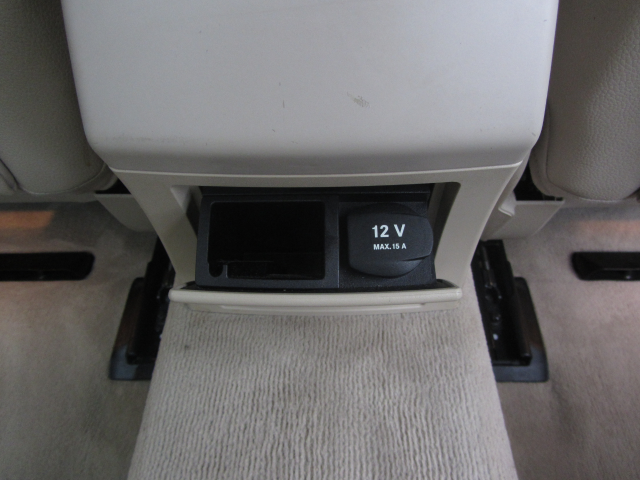 Mercedes-Benz E-Class 4dr Sdn E 350 Sport RWD 2014 Mercedes-Benz E-Class 4dr Sdn E 350 Sport RWD 2014