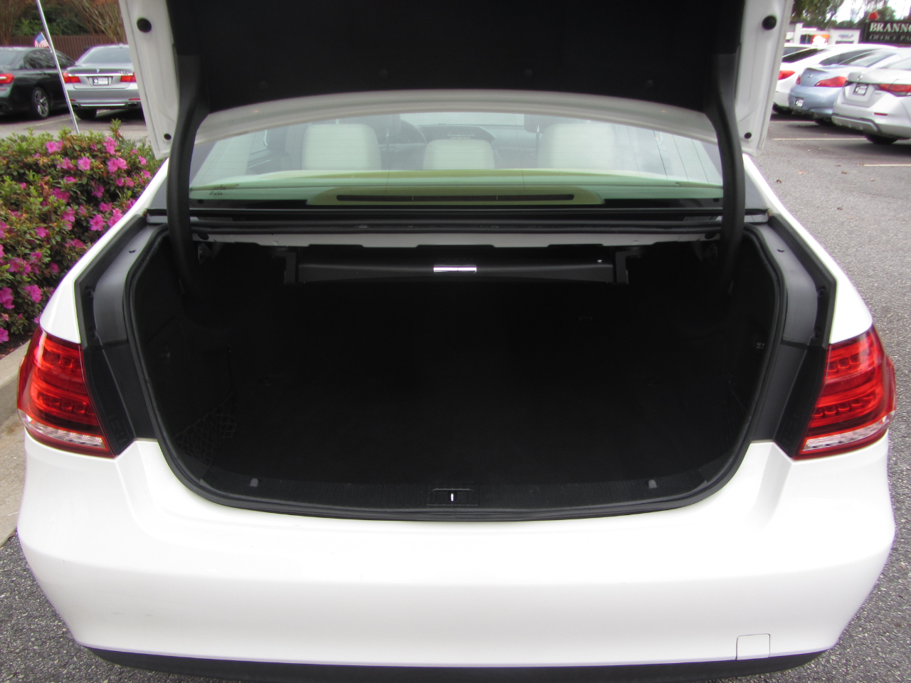 Mercedes-Benz E-Class 4dr Sdn E 350 Sport RWD 2014 Mercedes-Benz E-Class 4dr Sdn E 350 Sport RWD 2014