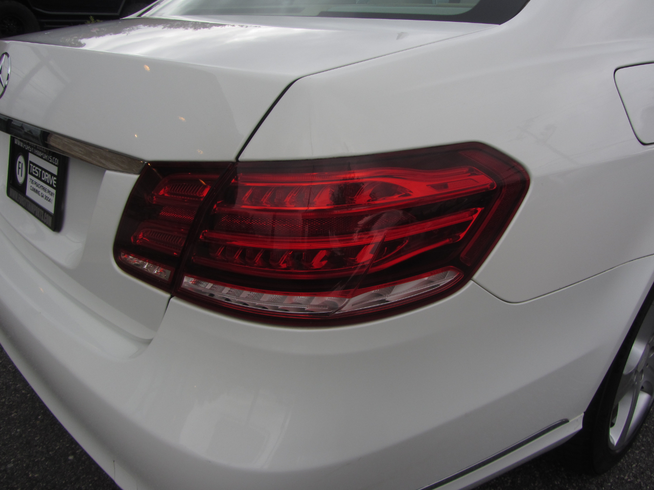 Mercedes-Benz E-Class 4dr Sdn E 350 Sport RWD 2014 Mercedes-Benz E-Class 4dr Sdn E 350 Sport RWD 2014